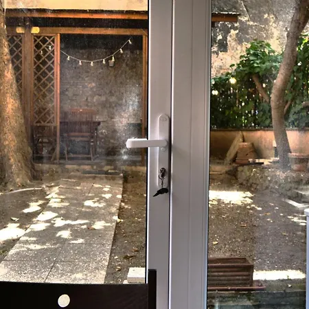 7500rome Trastevere Courtyard 아파트 *